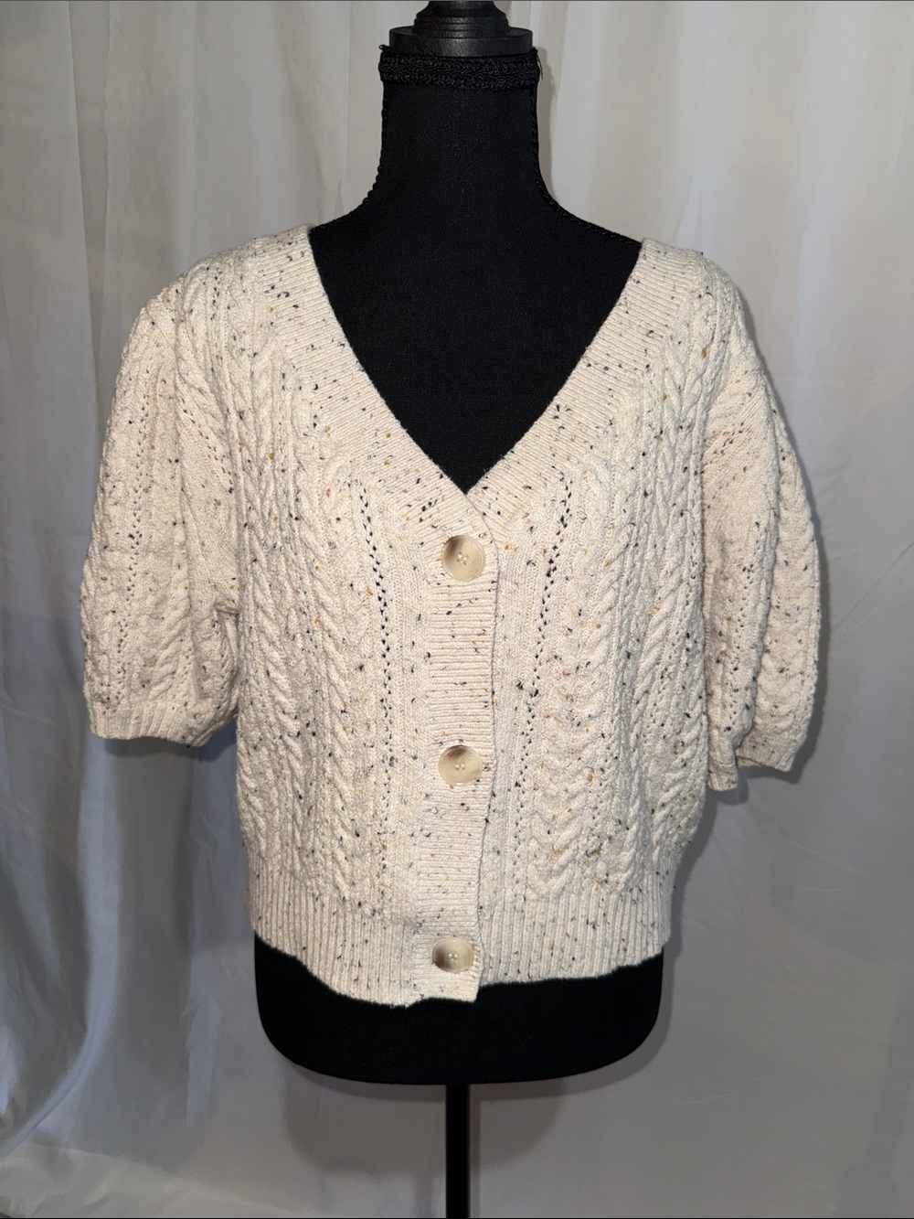 LOFT Cream Speckled Cable Knit Cropped V-Neck Short Sleeve Cardigan
